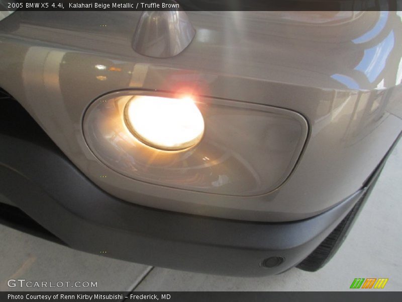 Kalahari Beige Metallic / Truffle Brown 2005 BMW X5 4.4i