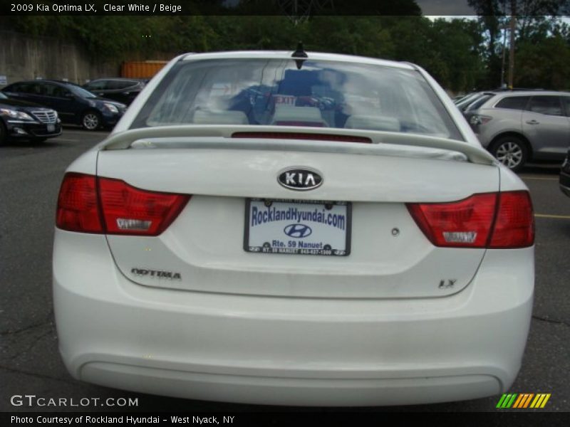 Clear White / Beige 2009 Kia Optima LX