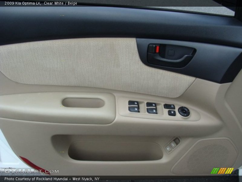 Clear White / Beige 2009 Kia Optima LX
