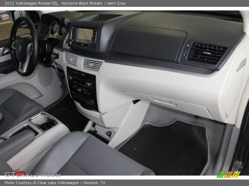 Nocturne Black Metallic / Aero Gray 2012 Volkswagen Routan SEL