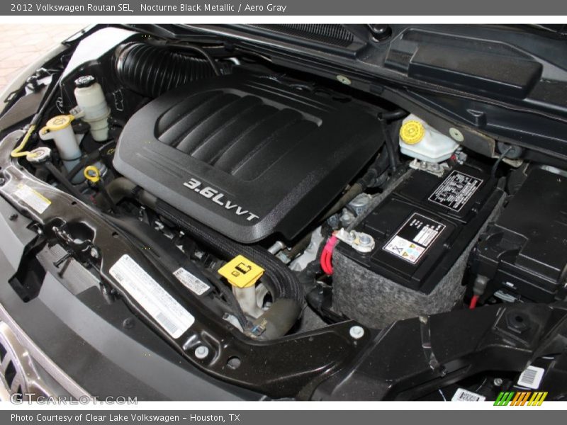 Nocturne Black Metallic / Aero Gray 2012 Volkswagen Routan SEL