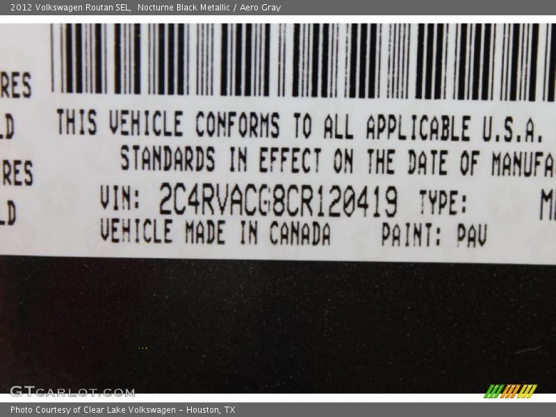 Nocturne Black Metallic / Aero Gray 2012 Volkswagen Routan SEL