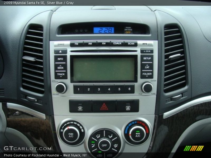 Silver Blue / Gray 2009 Hyundai Santa Fe SE