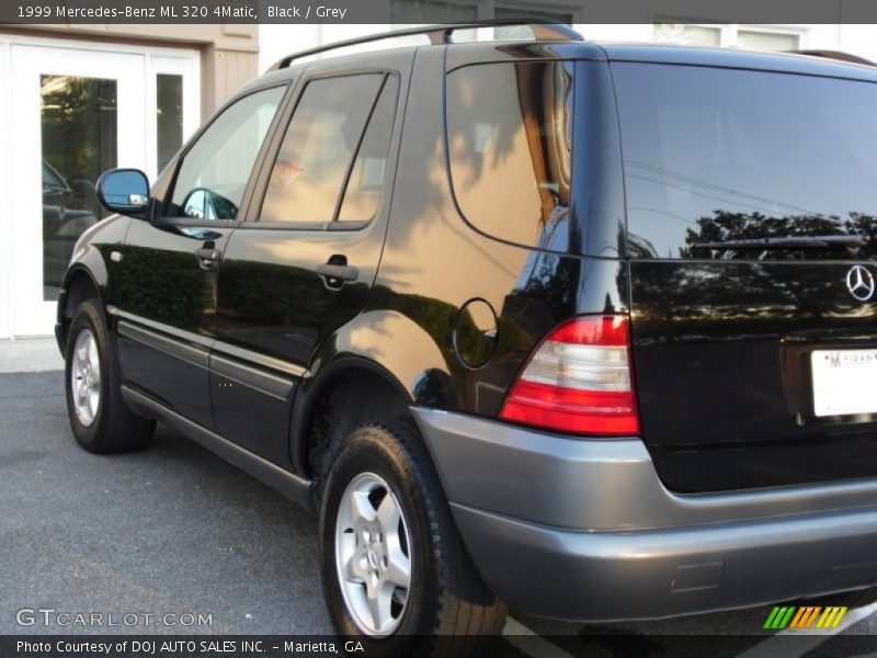 Black / Grey 1999 Mercedes-Benz ML 320 4Matic