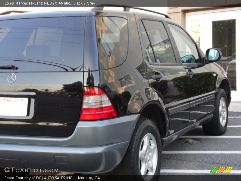 Black / Grey 1999 Mercedes-Benz ML 320 4Matic