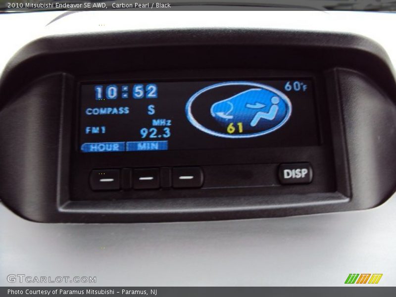 Carbon Pearl / Black 2010 Mitsubishi Endeavor SE AWD