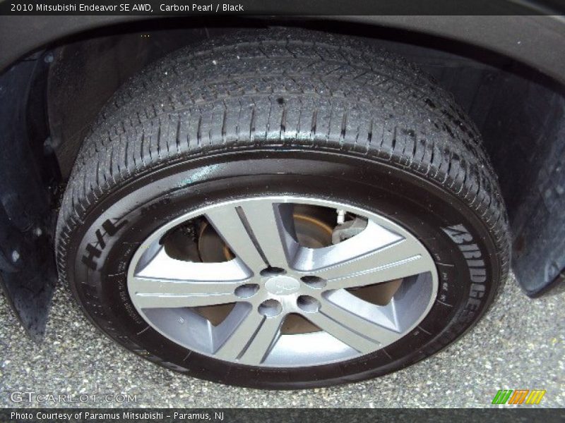  2010 Endeavor SE AWD Wheel