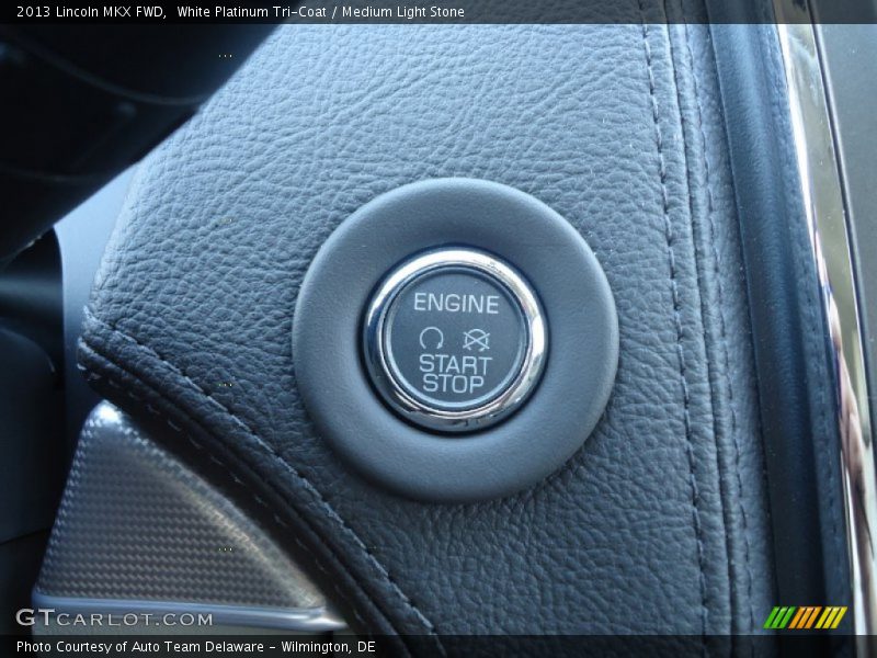 White Platinum Tri-Coat / Medium Light Stone 2013 Lincoln MKX FWD