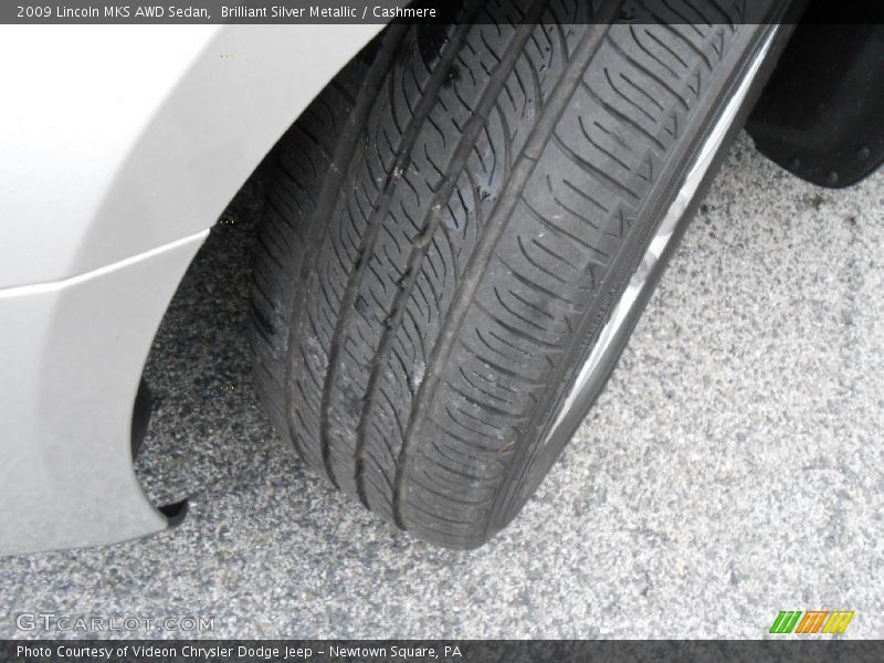 Brilliant Silver Metallic / Cashmere 2009 Lincoln MKS AWD Sedan