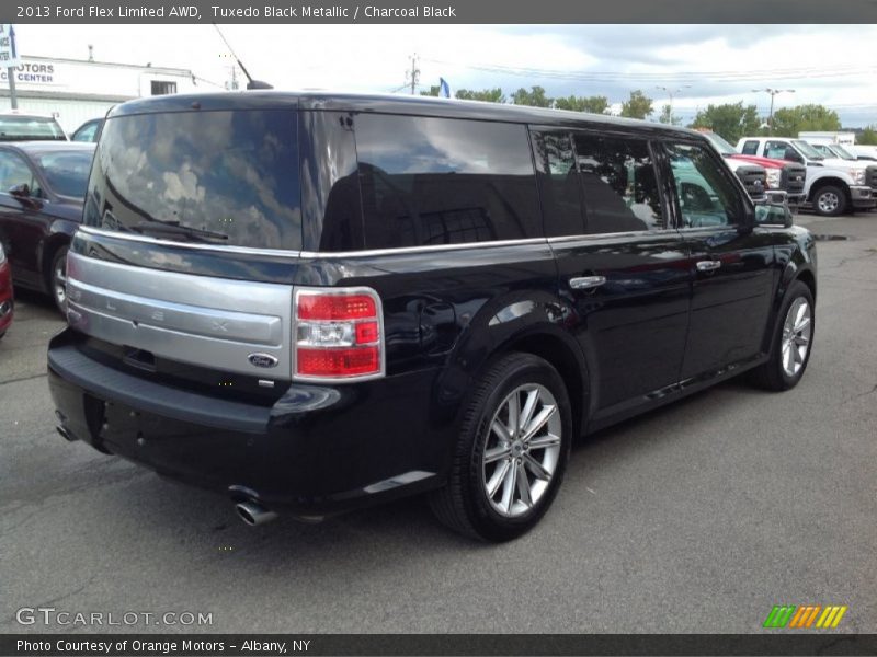 Tuxedo Black Metallic / Charcoal Black 2013 Ford Flex Limited AWD