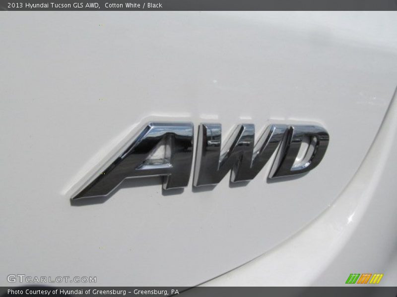 Cotton White / Black 2013 Hyundai Tucson GLS AWD