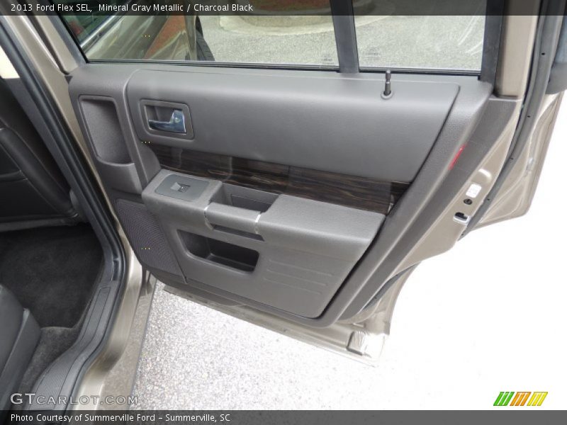 Mineral Gray Metallic / Charcoal Black 2013 Ford Flex SEL