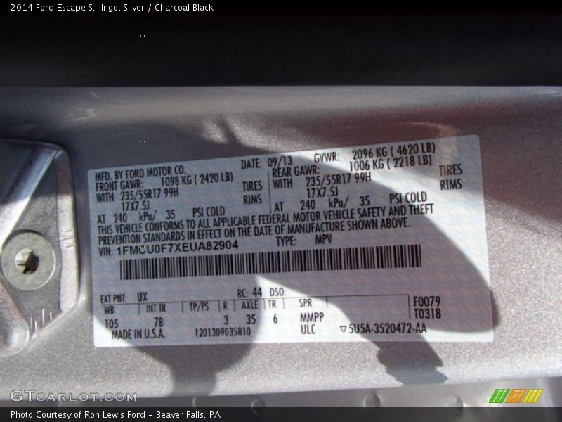 Ingot Silver / Charcoal Black 2014 Ford Escape S