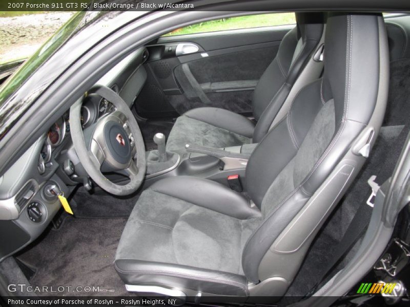 Front Seat of 2007 911 GT3 RS