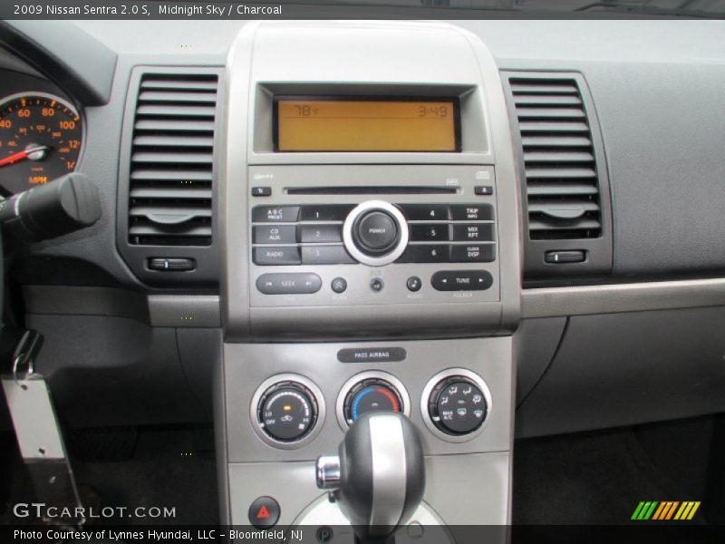 Midnight Sky / Charcoal 2009 Nissan Sentra 2.0 S