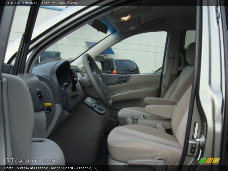 Titanium Silver / Gray 2010 Kia Sedona LX