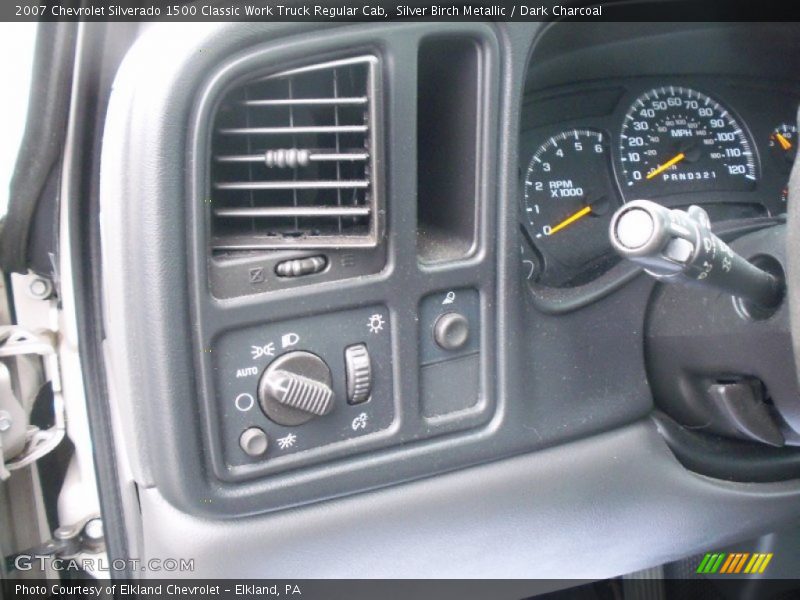 Silver Birch Metallic / Dark Charcoal 2007 Chevrolet Silverado 1500 Classic Work Truck Regular Cab
