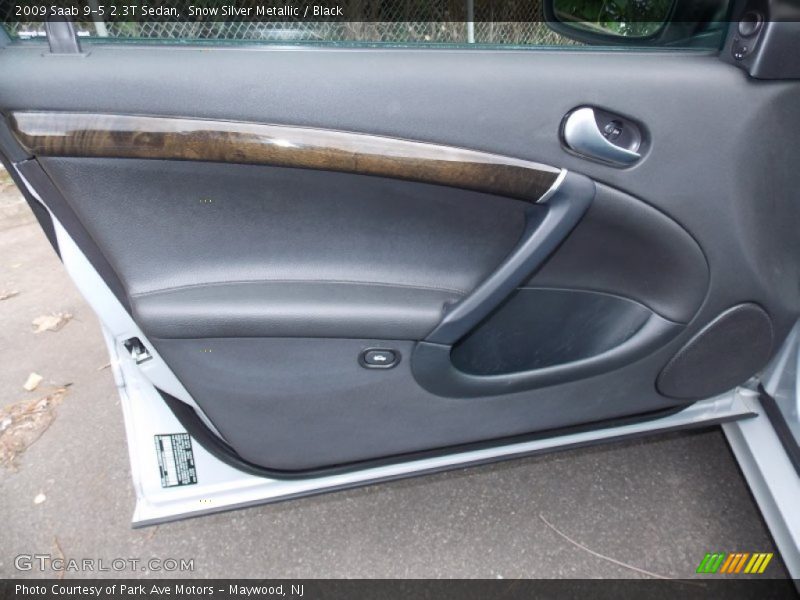 Snow Silver Metallic / Black 2009 Saab 9-5 2.3T Sedan