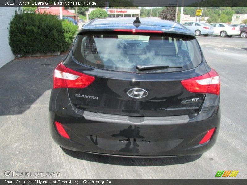 Black Noir Pearl / Beige 2013 Hyundai Elantra GT