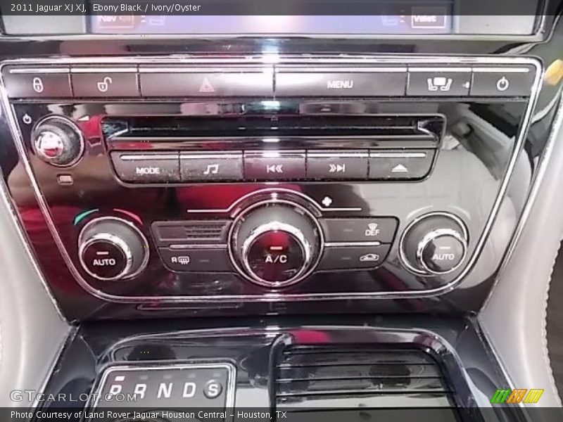Ebony Black / Ivory/Oyster 2011 Jaguar XJ XJ