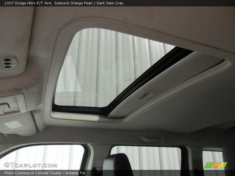 Sunburst Orange Pearl / Dark Slate Gray 2007 Dodge Nitro R/T 4x4