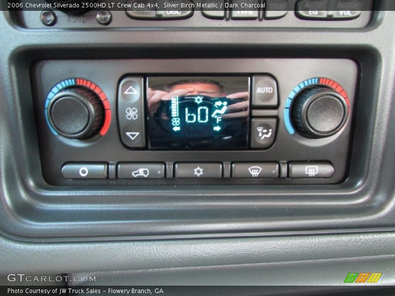 Silver Birch Metallic / Dark Charcoal 2006 Chevrolet Silverado 2500HD LT Crew Cab 4x4