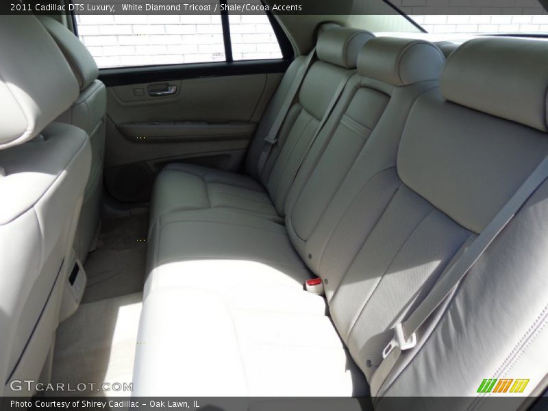 White Diamond Tricoat / Shale/Cocoa Accents 2011 Cadillac DTS Luxury