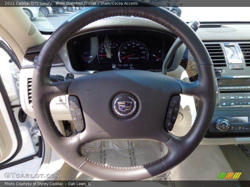 White Diamond Tricoat / Shale/Cocoa Accents 2011 Cadillac DTS Luxury