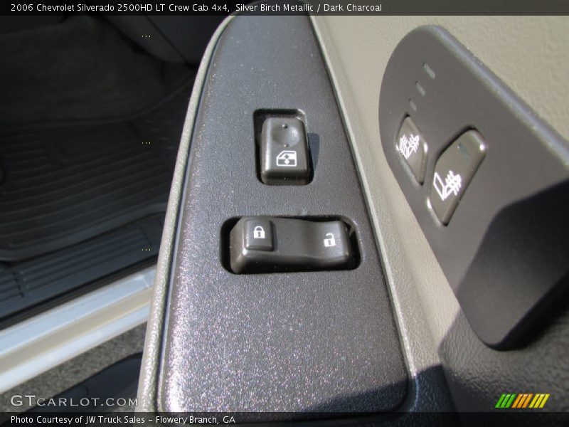 Silver Birch Metallic / Dark Charcoal 2006 Chevrolet Silverado 2500HD LT Crew Cab 4x4