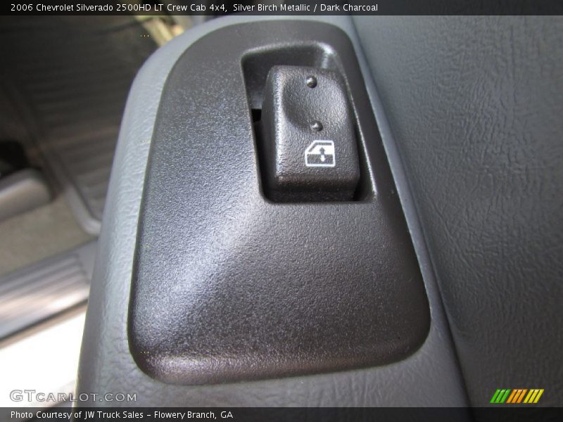 Silver Birch Metallic / Dark Charcoal 2006 Chevrolet Silverado 2500HD LT Crew Cab 4x4