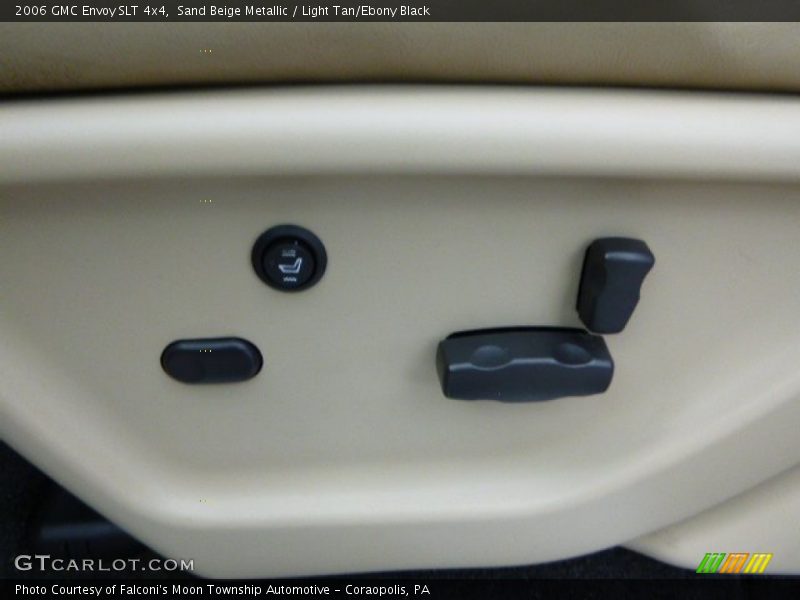 Sand Beige Metallic / Light Tan/Ebony Black 2006 GMC Envoy SLT 4x4