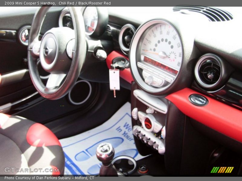 Chili Red / Black/Rooster Red 2009 Mini Cooper S Hardtop