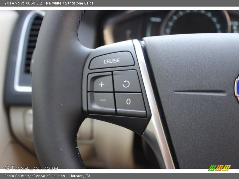 Ice White / Sandstone Beige 2014 Volvo XC60 3.2