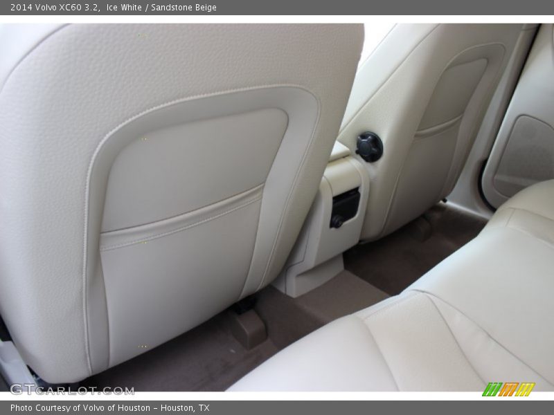 Ice White / Sandstone Beige 2014 Volvo XC60 3.2
