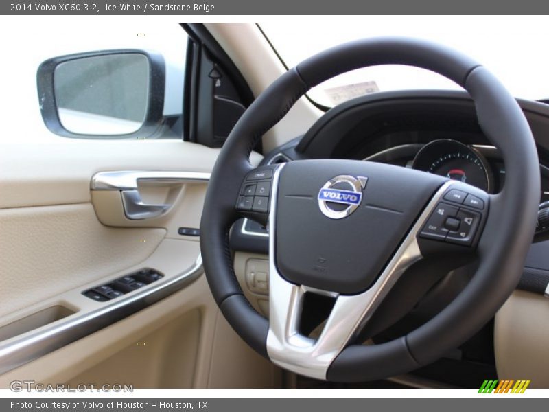 Ice White / Sandstone Beige 2014 Volvo XC60 3.2