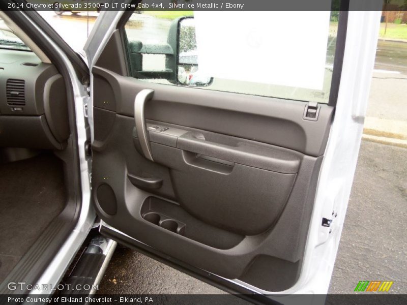 Door Panel of 2014 Silverado 3500HD LT Crew Cab 4x4