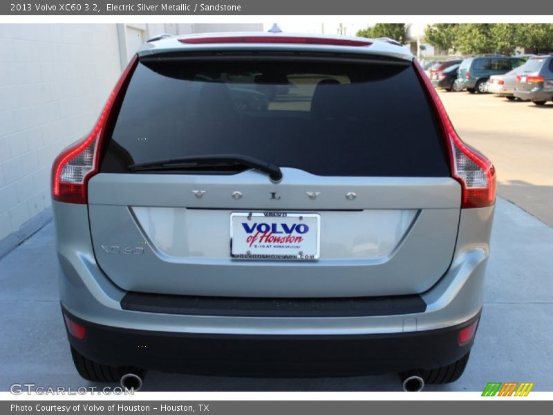 Electric Silver Metallic / Sandstone 2013 Volvo XC60 3.2