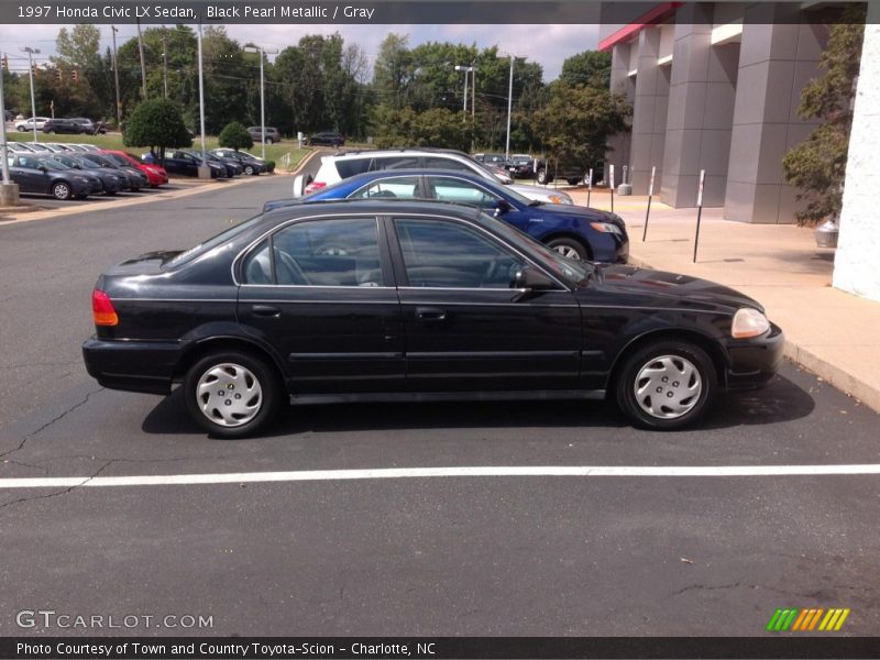Black Pearl Metallic / Gray 1997 Honda Civic LX Sedan