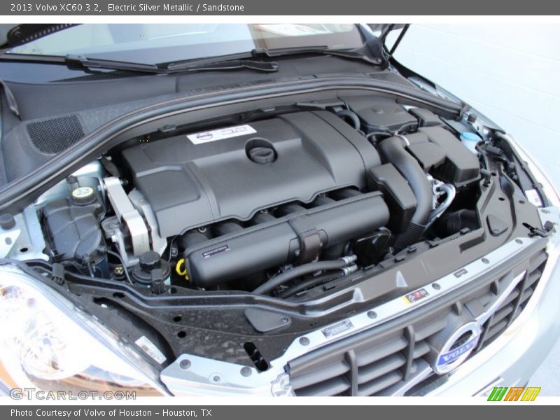Electric Silver Metallic / Sandstone 2013 Volvo XC60 3.2