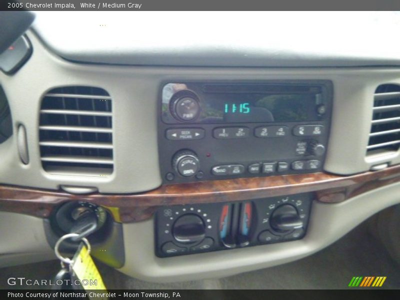 White / Medium Gray 2005 Chevrolet Impala