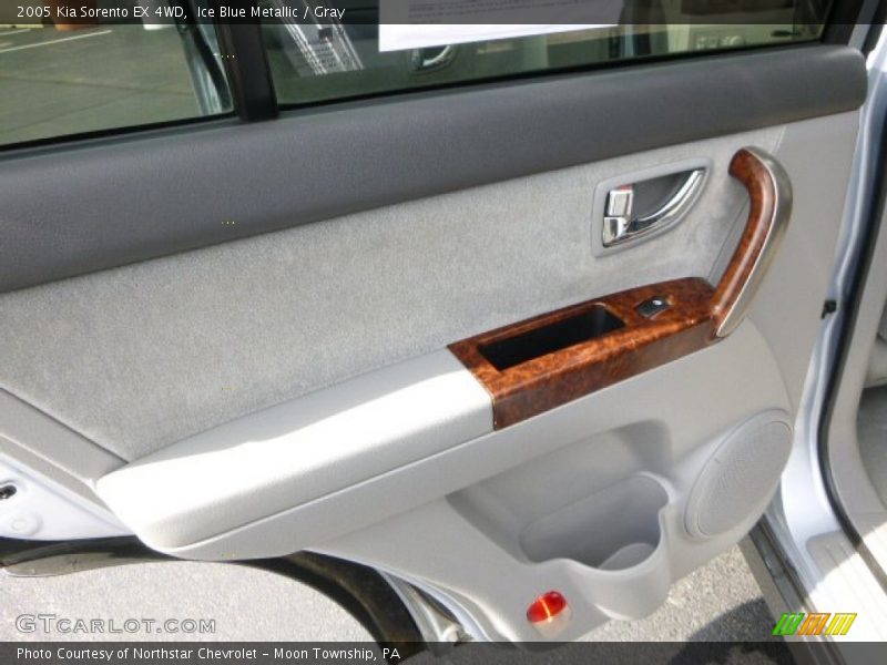 Ice Blue Metallic / Gray 2005 Kia Sorento EX 4WD