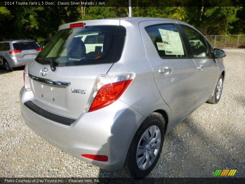 Classic Silver Metallic / Ash 2014 Toyota Yaris L 5 Door