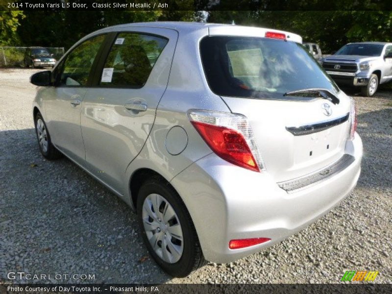 Classic Silver Metallic / Ash 2014 Toyota Yaris L 5 Door