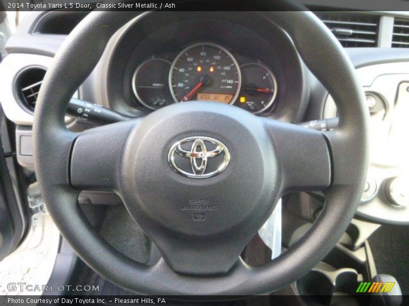 Classic Silver Metallic / Ash 2014 Toyota Yaris L 5 Door