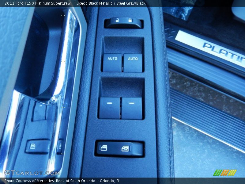 Tuxedo Black Metallic / Steel Gray/Black 2011 Ford F150 Platinum SuperCrew