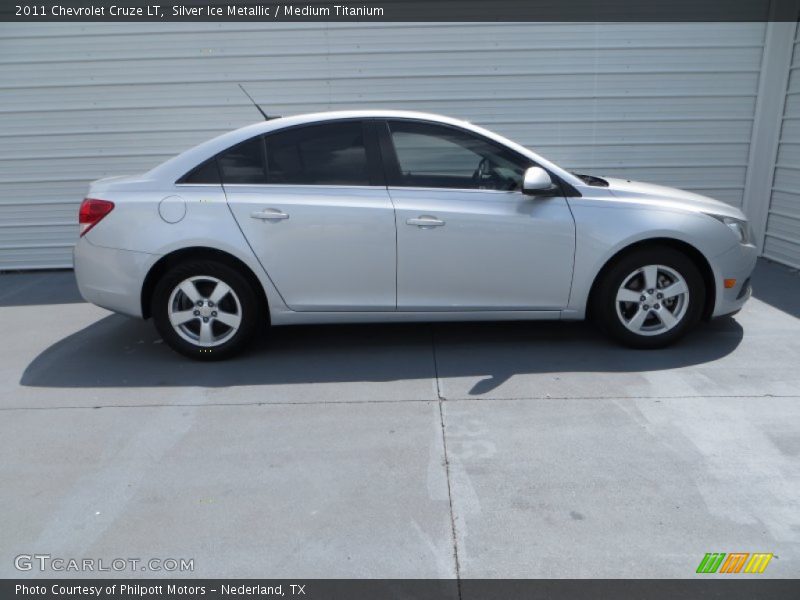 Silver Ice Metallic / Medium Titanium 2011 Chevrolet Cruze LT