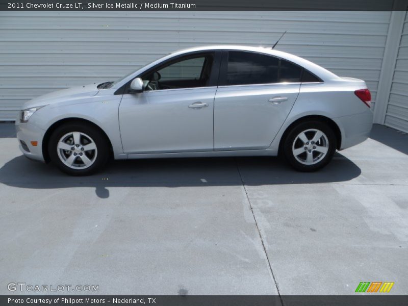 Silver Ice Metallic / Medium Titanium 2011 Chevrolet Cruze LT