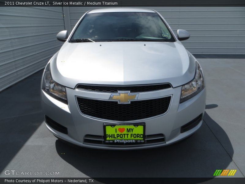 Silver Ice Metallic / Medium Titanium 2011 Chevrolet Cruze LT