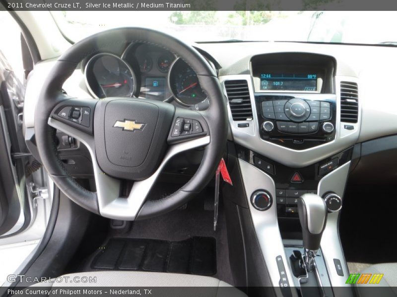 Silver Ice Metallic / Medium Titanium 2011 Chevrolet Cruze LT