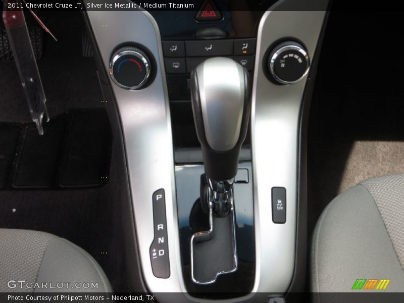 Silver Ice Metallic / Medium Titanium 2011 Chevrolet Cruze LT